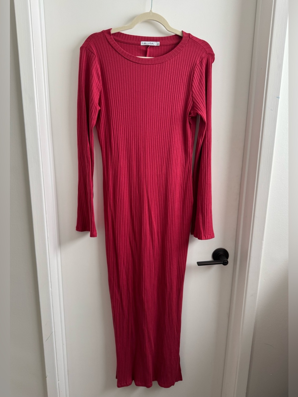 NWOT Burgundy Ribbed Side Slit Maternity Maxi Dress XL